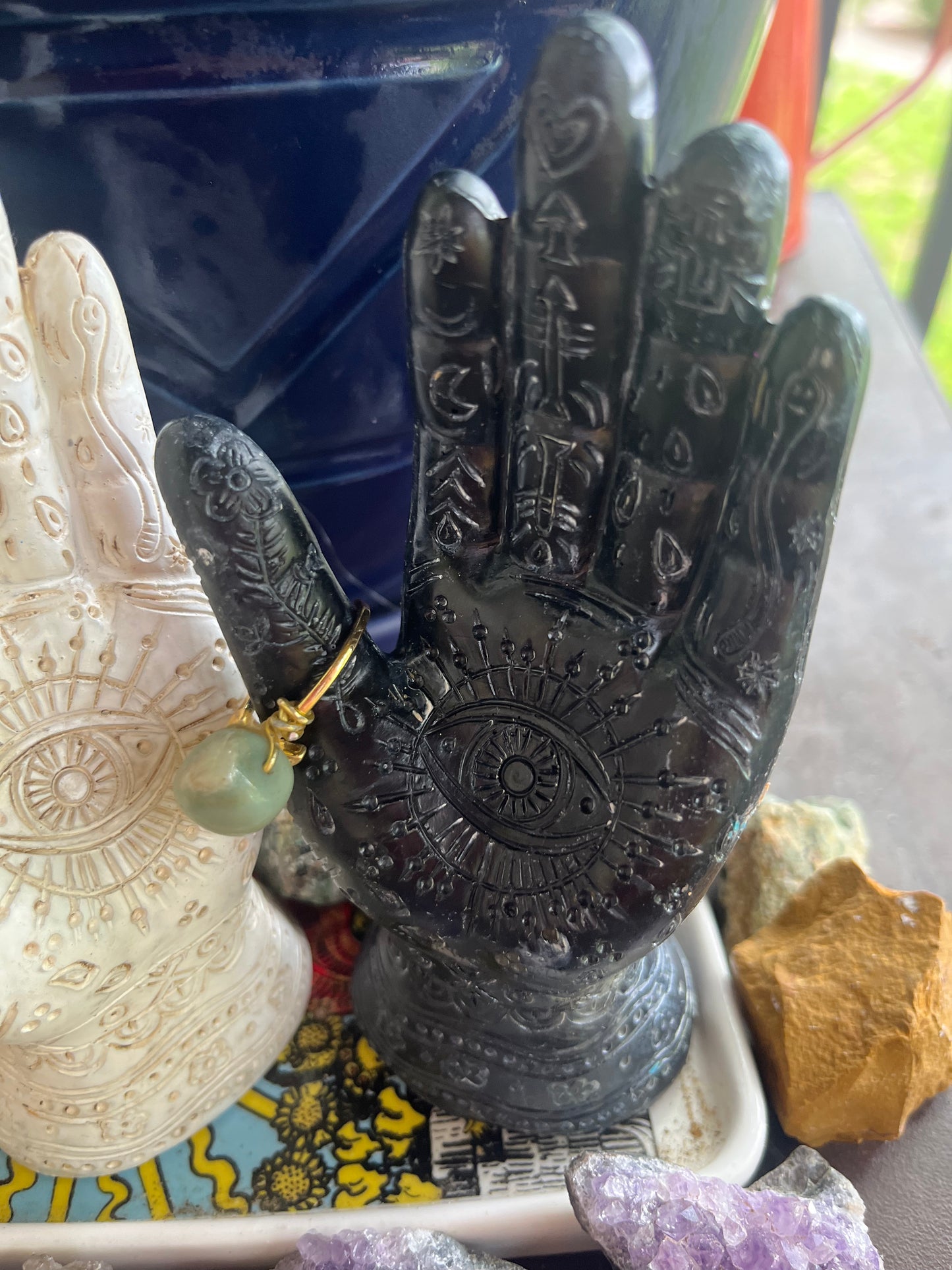 Evil eye henna ring holder hand
