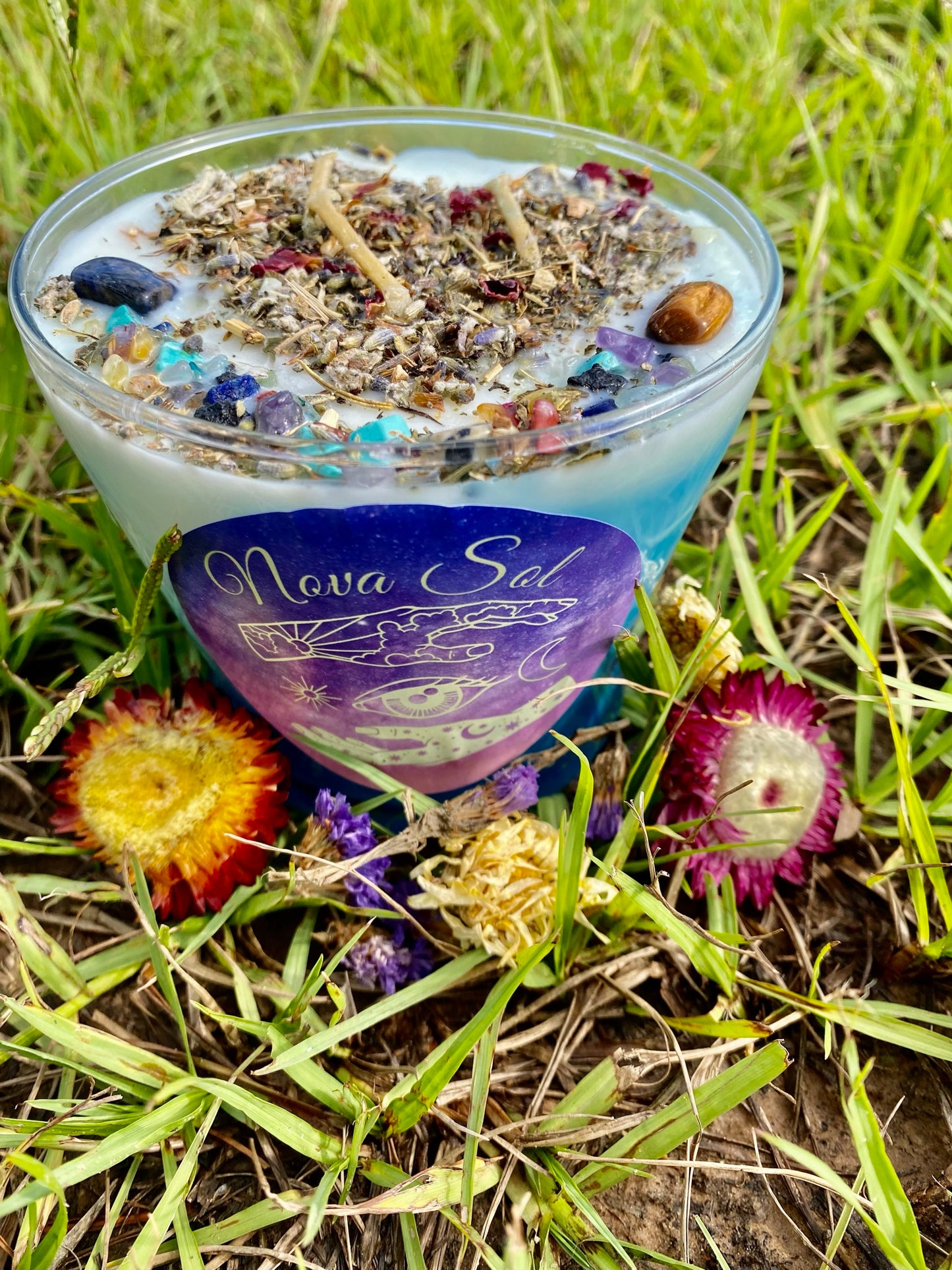 Moon Charged Intention and manifestation candle with wooden lid