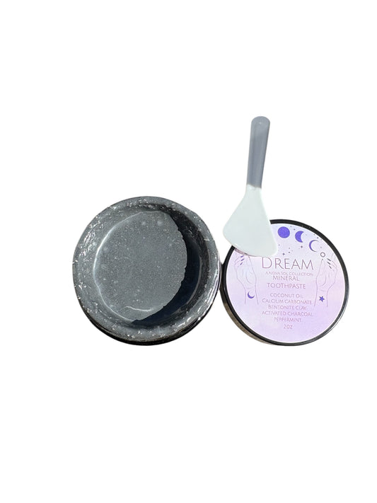 Mineralizing toothpaste