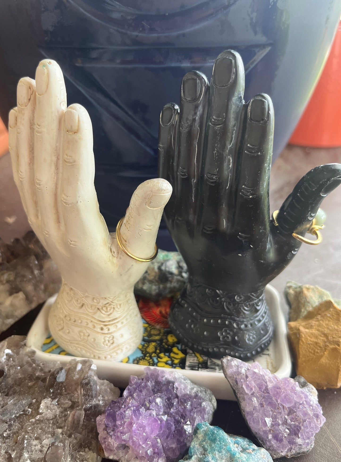 Evil eye henna ring holder hand